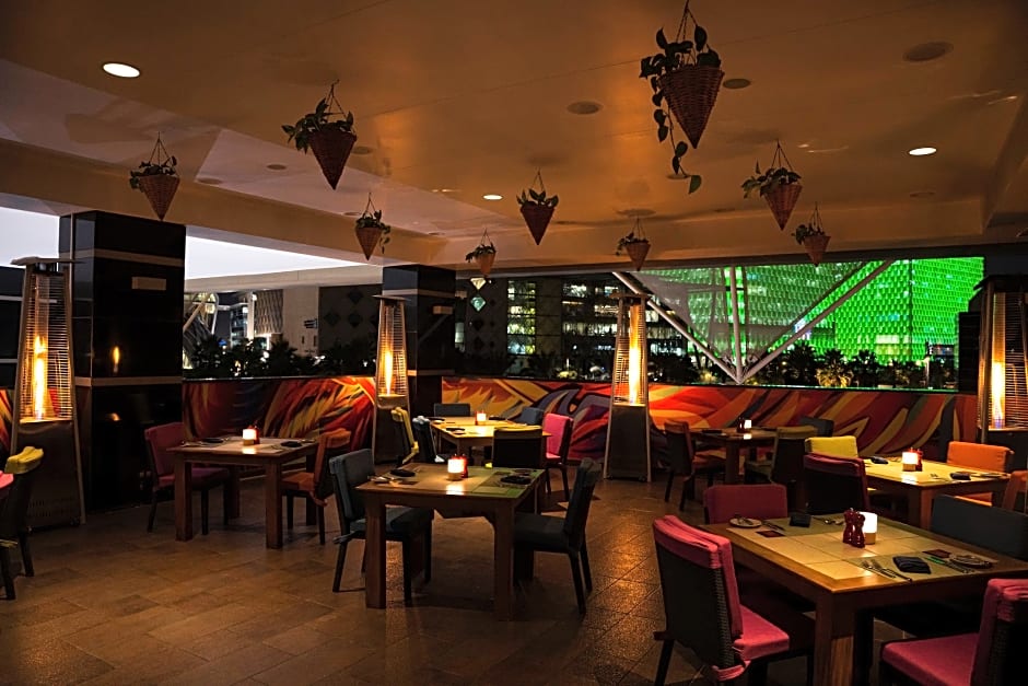 Crowne Plaza Riyadh RDC Hotel & Convention By IHG