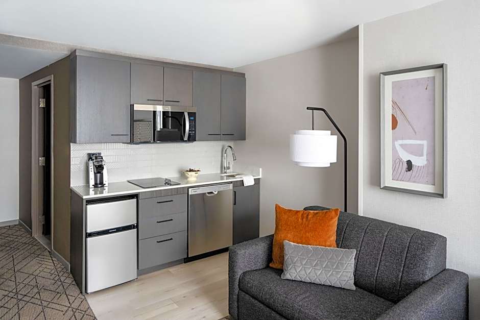 Hyatt House Washington Dc / Downtown/ Convention Center