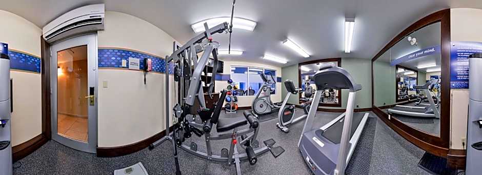 Hampton Inn & Suites By Hilton Calgary University Northwest