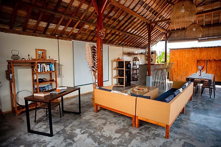 Nila Chandra Bungalows