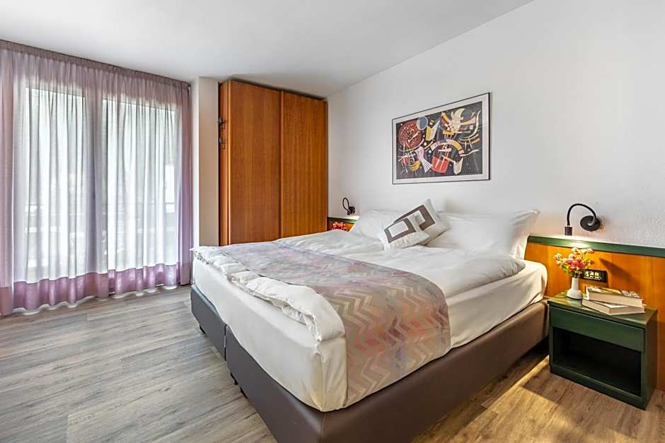 Photo 1 of 4 of Economy 1 Double Bed or 2 Beds