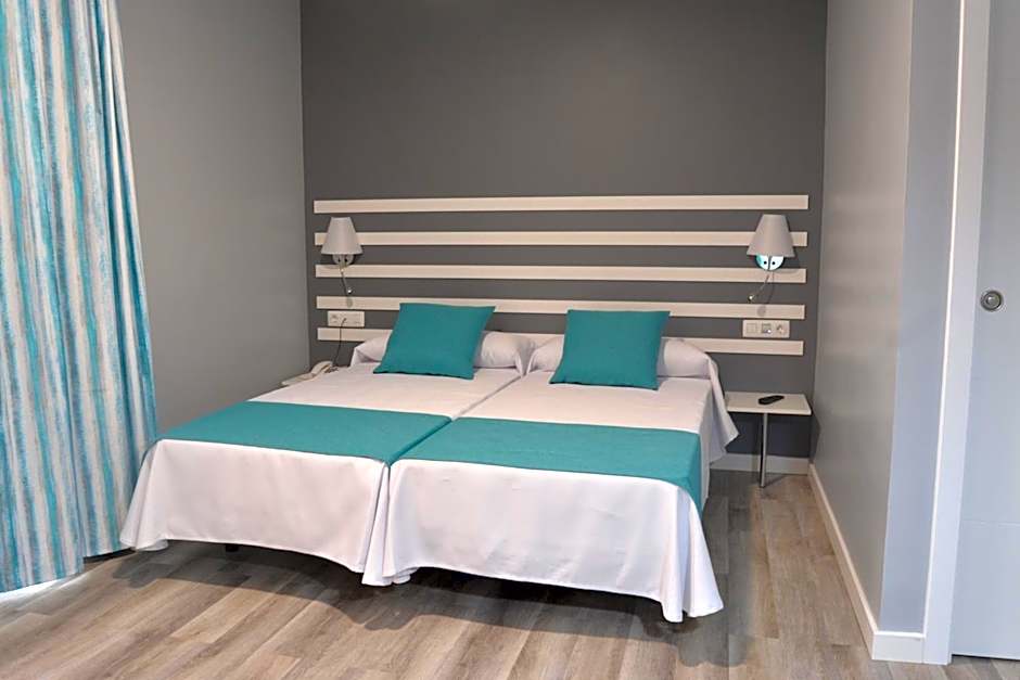 Apartamentos RF Bambi Adults Only