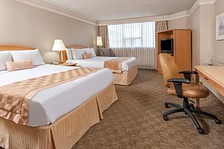 Standard Queen Room with Two Queen Beds