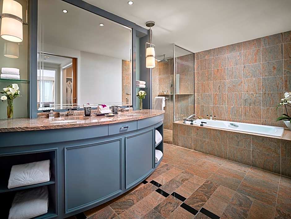 Mandarin Oriental, Boston