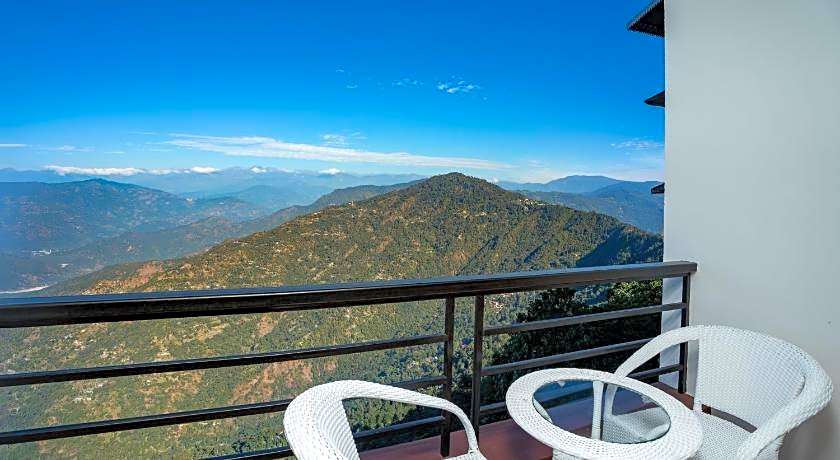 Summit Sherpa Mountain Hotel