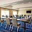 Holiday Inn Express and Suites Lockport By IHG
