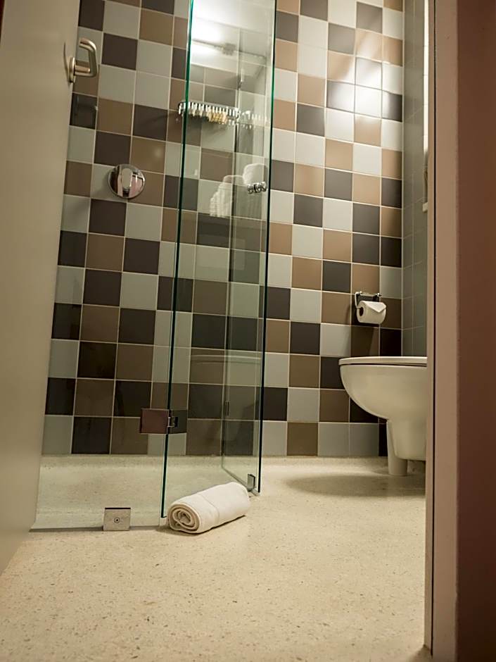 Linden Hotel