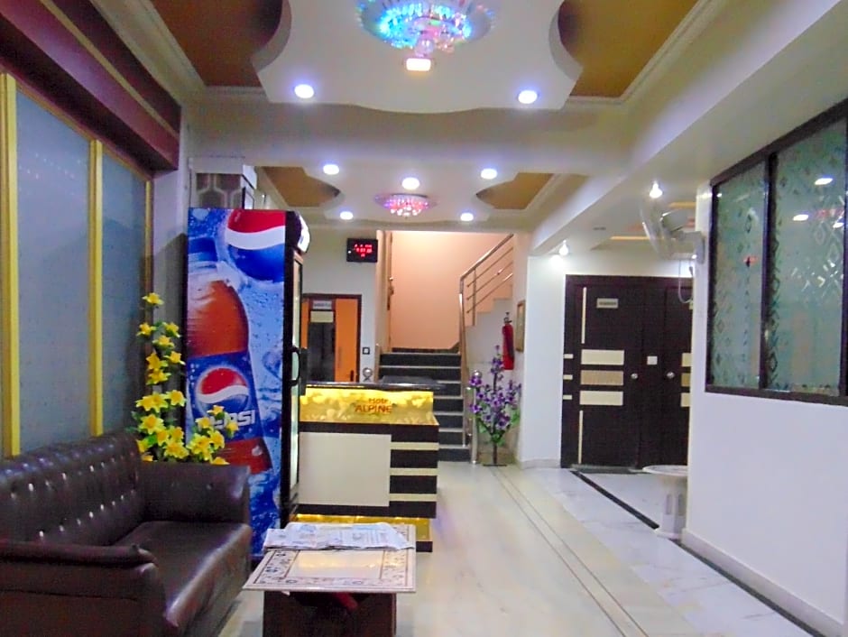 Hotel Alpine