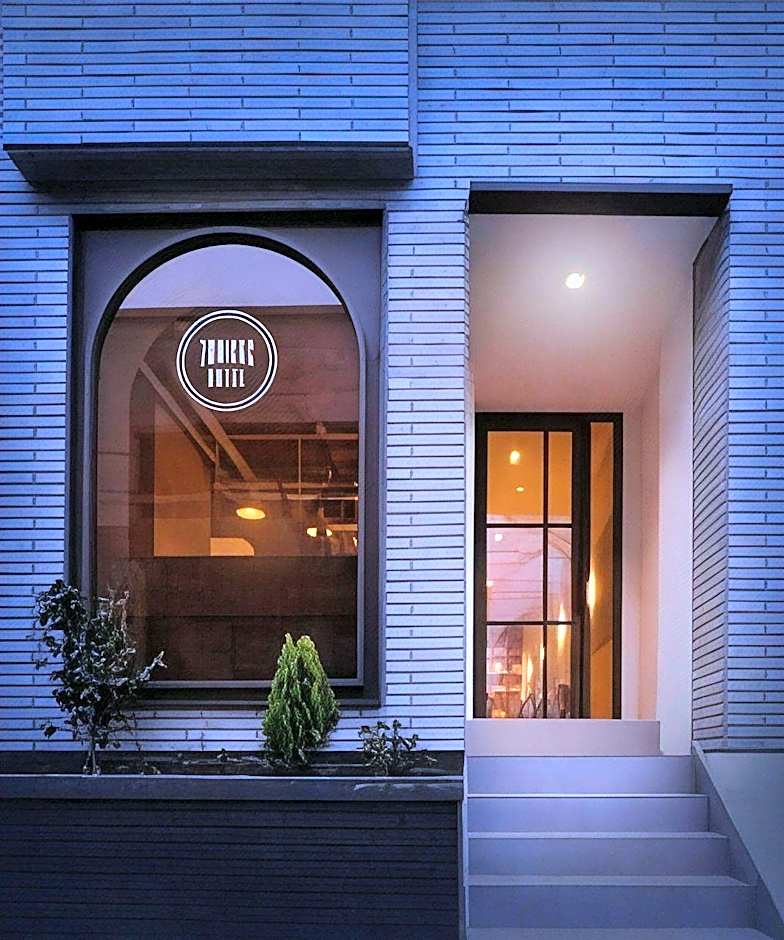 Gwangyang Seven Bricks Hotel