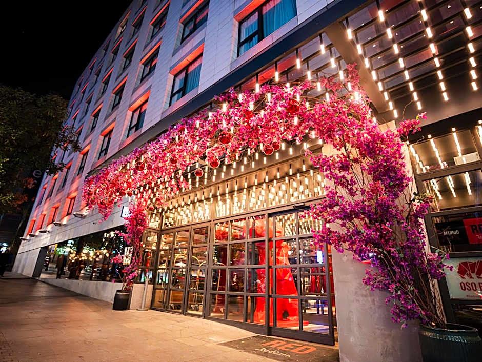 Hotel Paseo del Arte, a member of Radisson Individuals