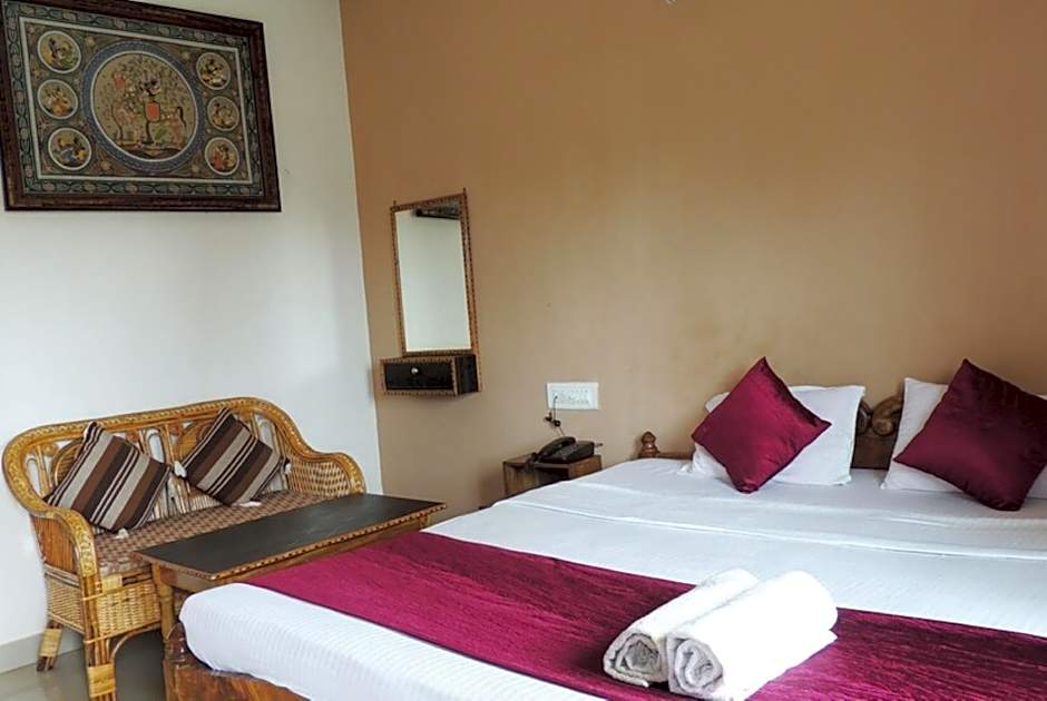 Goroomgo Surya Inn Konark