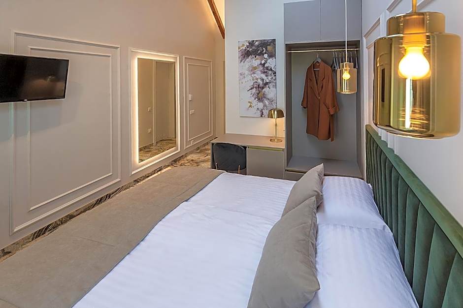Photo 1 of 5 of Small Double Room with Morning Spa Access