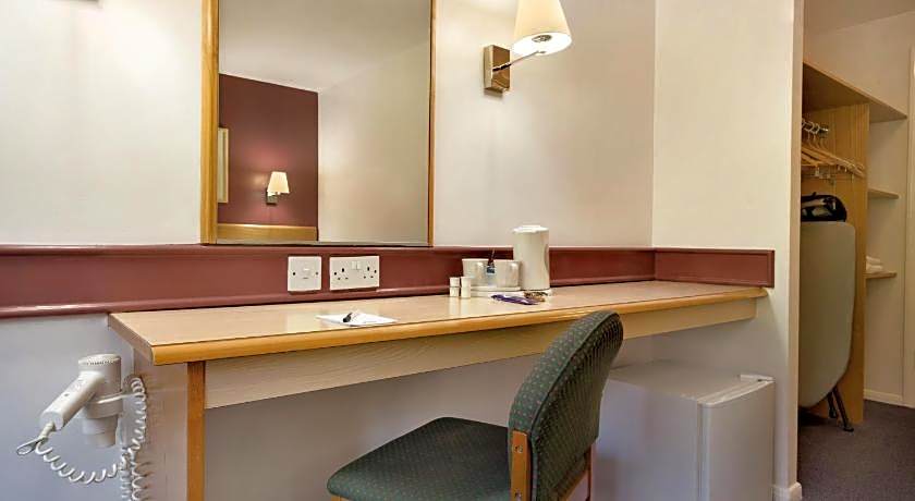 Days Inn Membury M4
