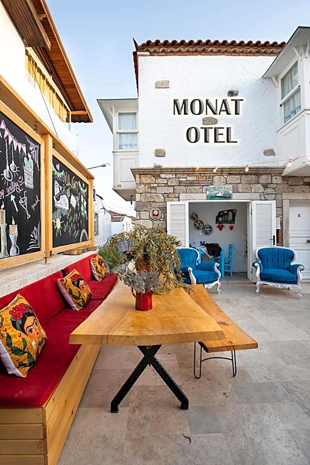 Monat Otel Alacatı