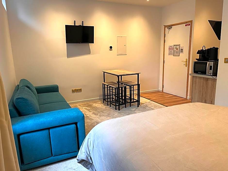 HDG Hôtel Gare de L'Isle Adam Appart's Hotel