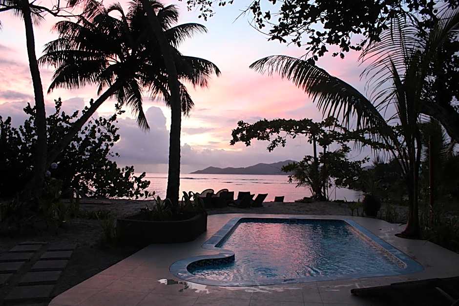 Le Repaire - Boutique Hotel & Restaurant