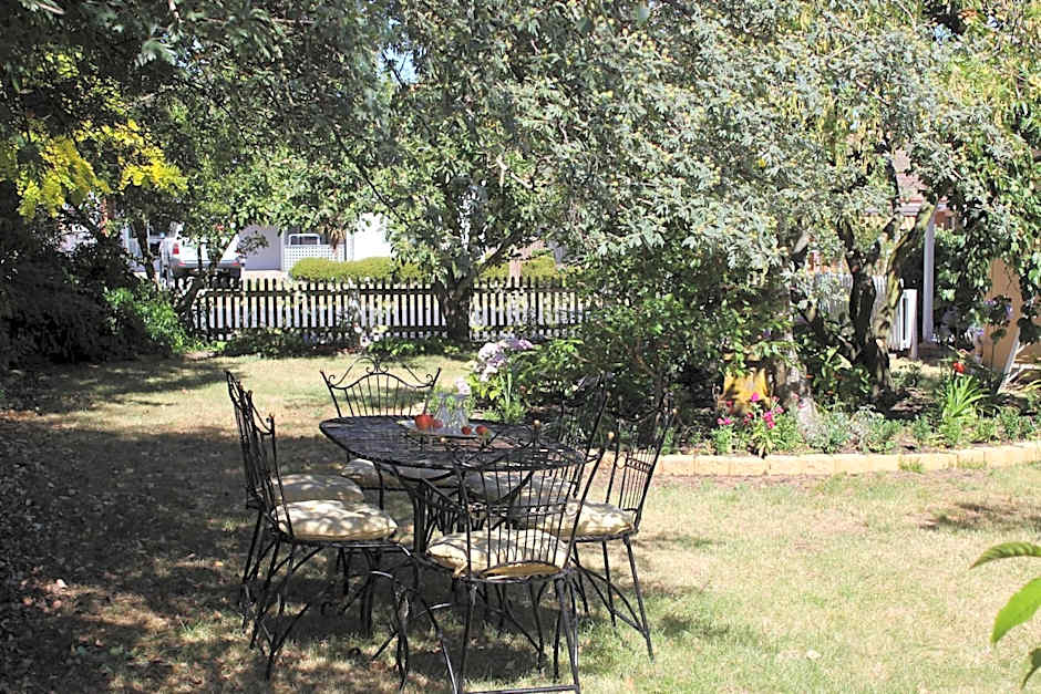 Bellamona Cottage Longford