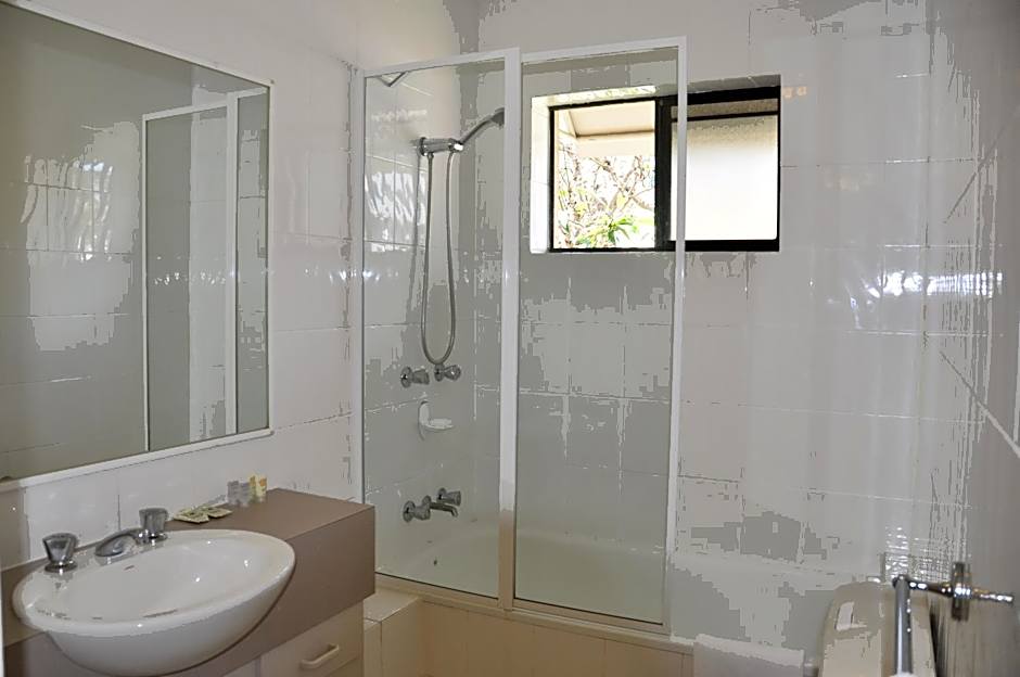 Spring Hill Gardens Apartments