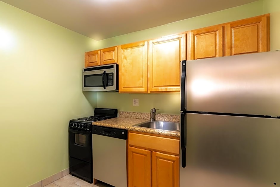 Master Suites Hotel