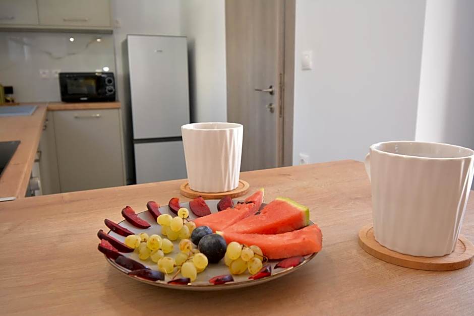 Michalianna Suites "by Checkin"