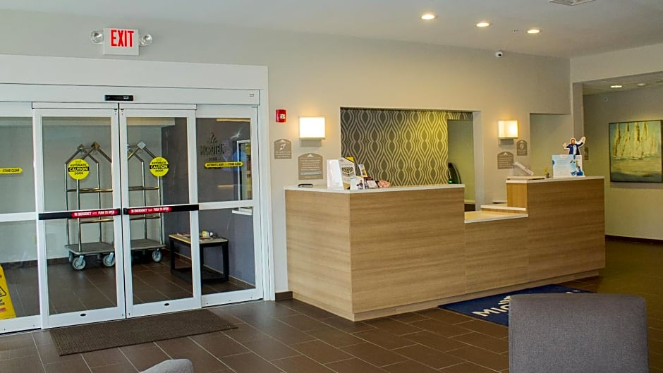 Microtel Inn & Suites Penn Yan Finger Lakes Region