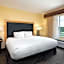 DoubleTree By Hilton Hotel Savannah Airport