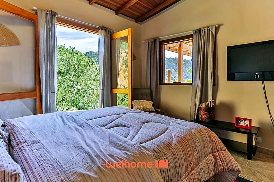 Casa em Mairinque com Piscina e Área Verde