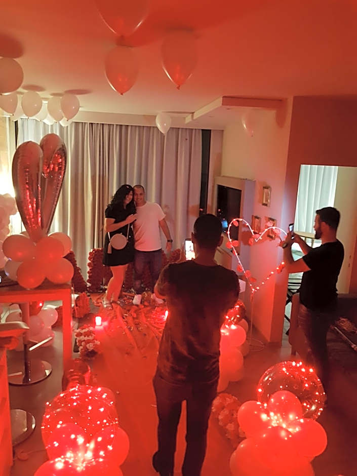 Neot Golf, Ziv's Place