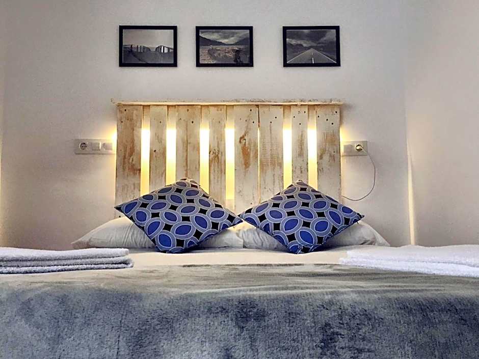 Hostal Ciempozuelos, familiar, cerca del Parque Warner y Madrid