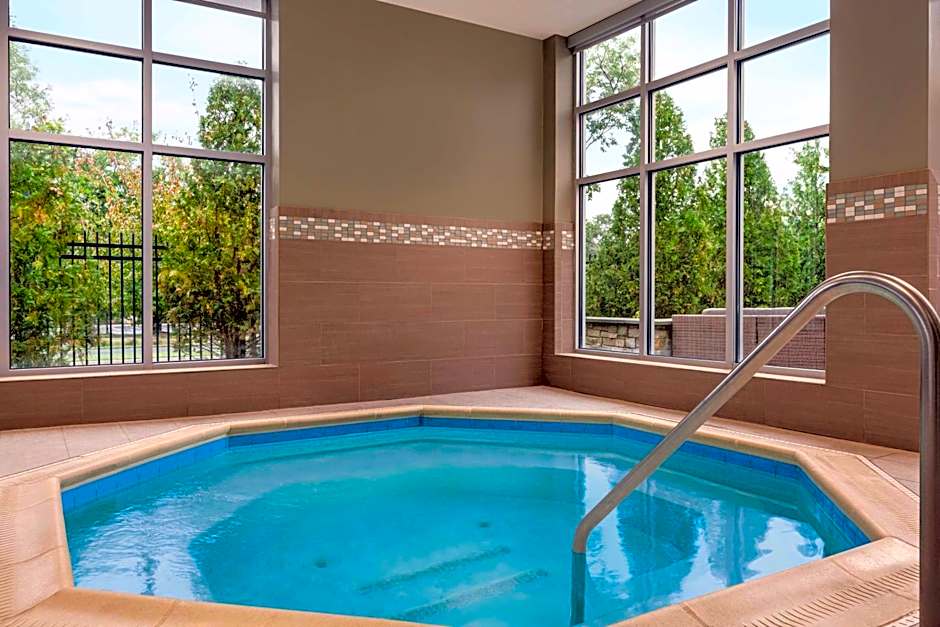 Homewood Suites By Hilton - Charlottesville