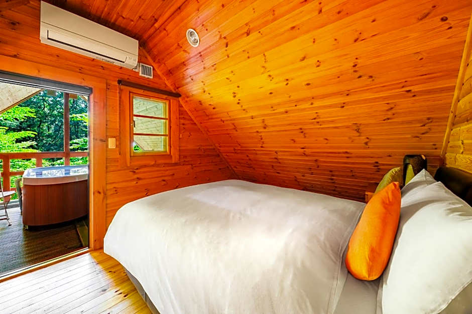 Phoenix Chalets by HHG