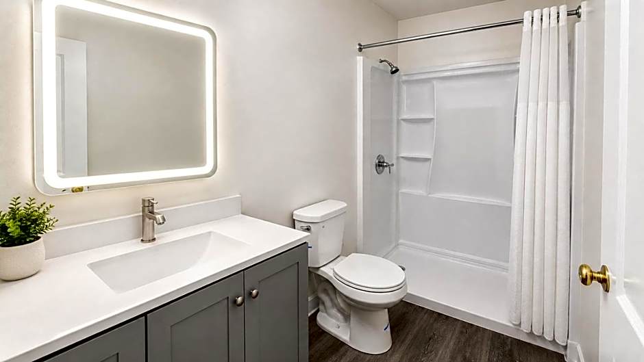 Welcome Suites Hazelwood Extended Stay Hotel