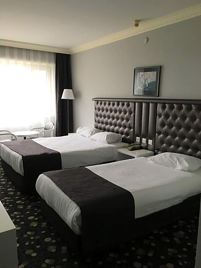 Hotel Eken Prestige