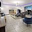 La Quinta Inn & Suites by Wyndham Deer Park