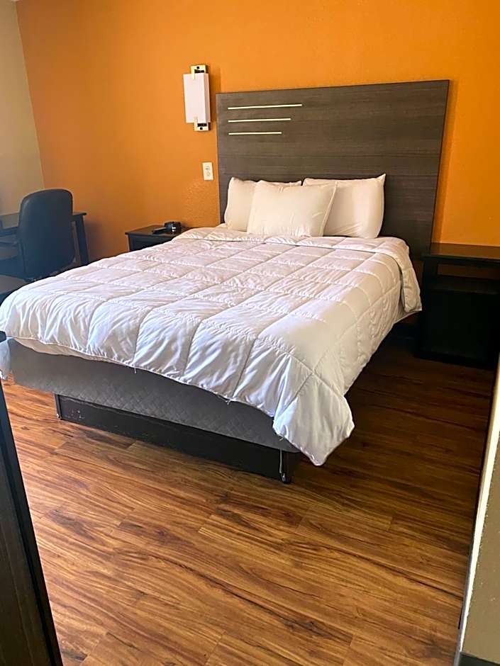 Econo Lodge Decatur South