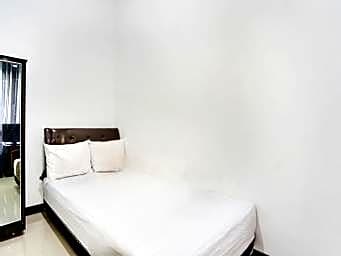 Hotel O Rumah Kost Gresik Syariah