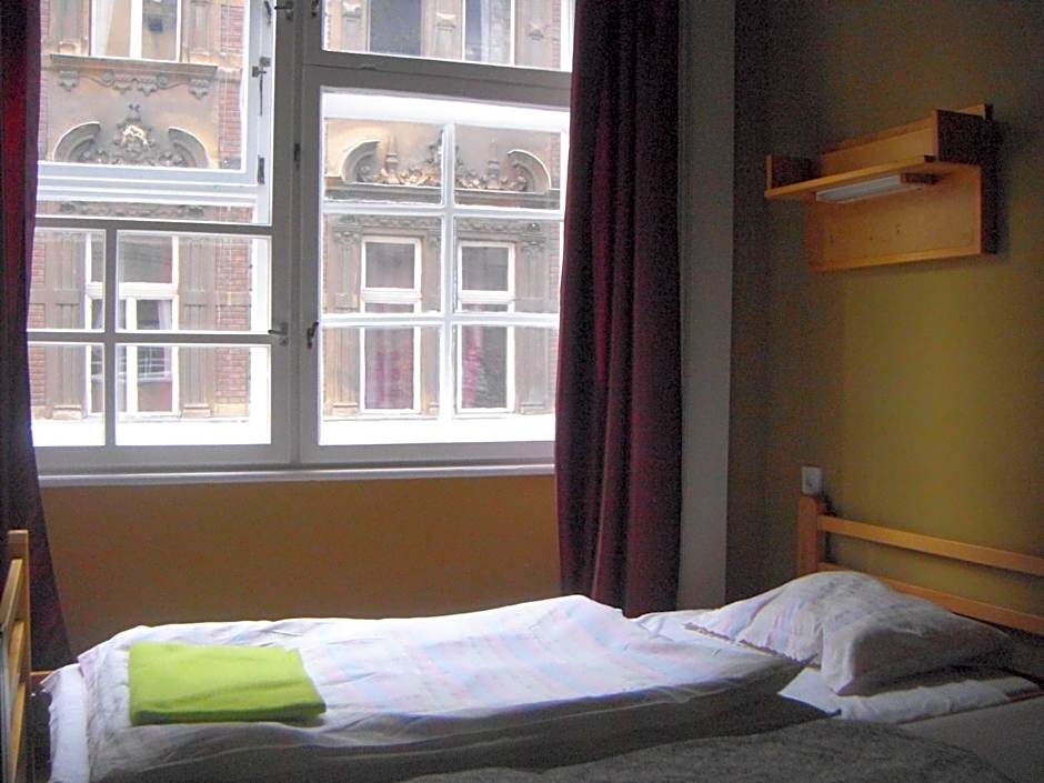 Treestyle Hostel