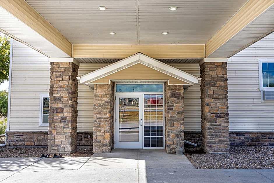 Cobblestone Inn & Suites - Big Lake