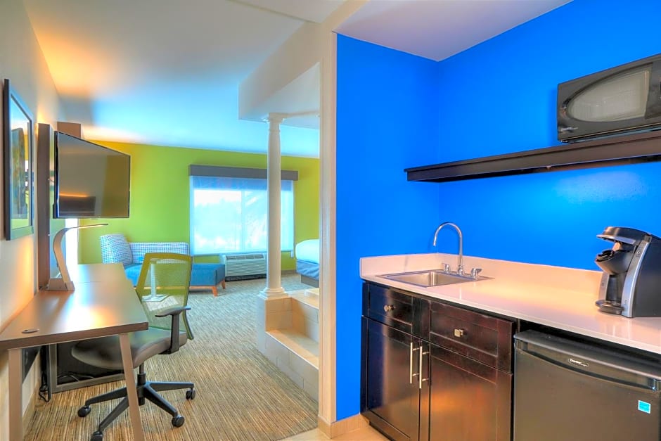 Holiday Inn Express Hotel & Suites Mobile Saraland By IHG