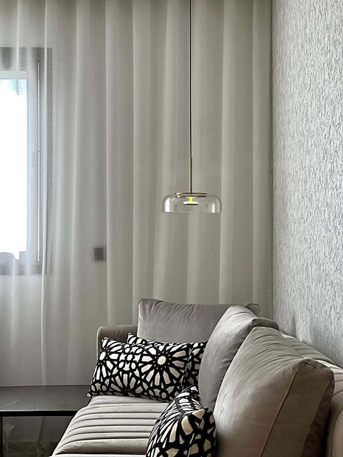 Family 3 Bedrooms- By AppartAli