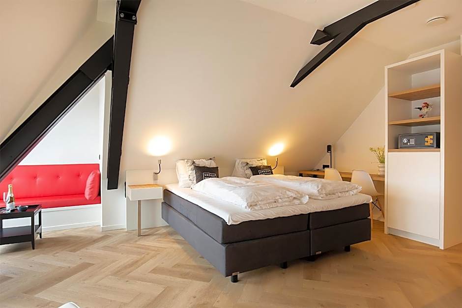 Snoozz Hotels Bolsward Boutique hotel zonder receptie met digitale sleutel