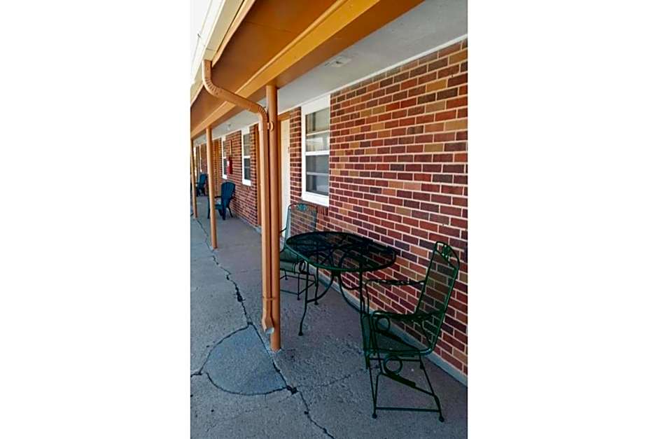 Love Hotels Murdo by OYO on Interstate 90