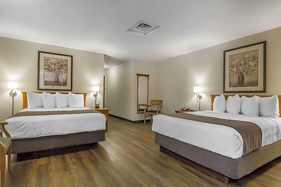 Quality Inn & Suites Saskatoon