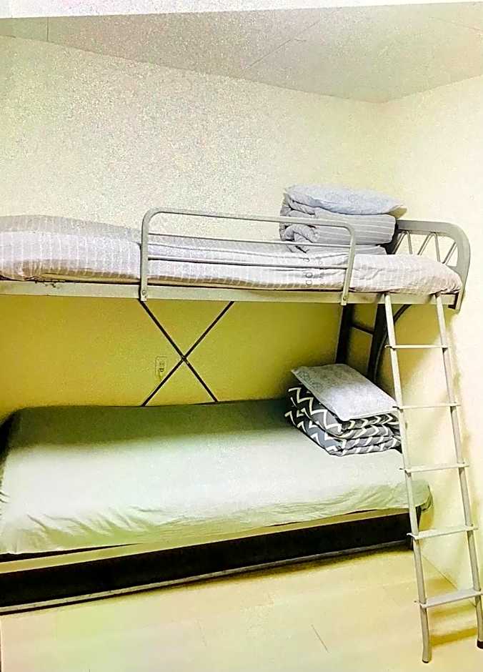Lucky Hostel