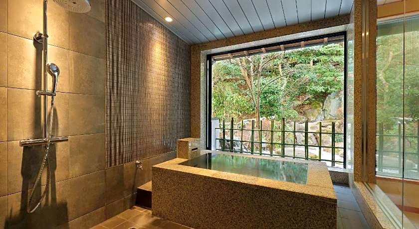 Arima Onsen Taketoritei Maruyama Ryokan