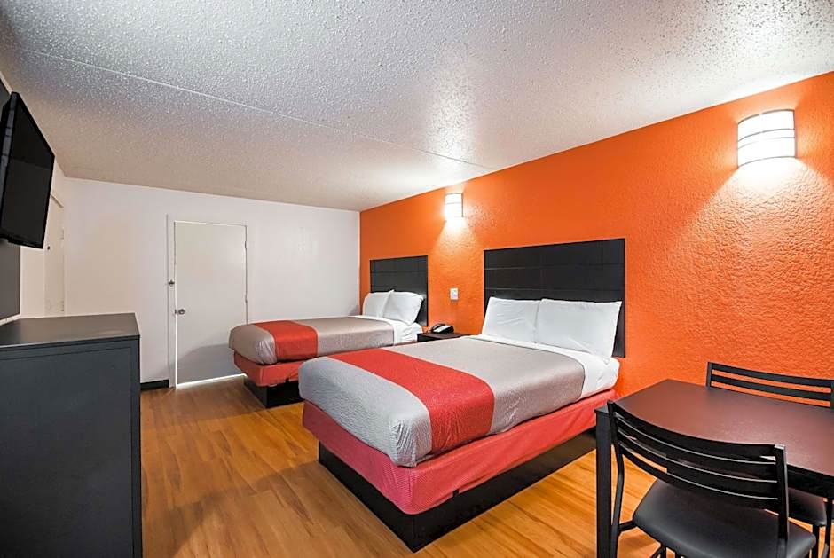 Motel 6-Houston, TX - Brookhollow