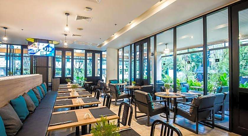 Cross Vibe Bangkok Sukhumvit
