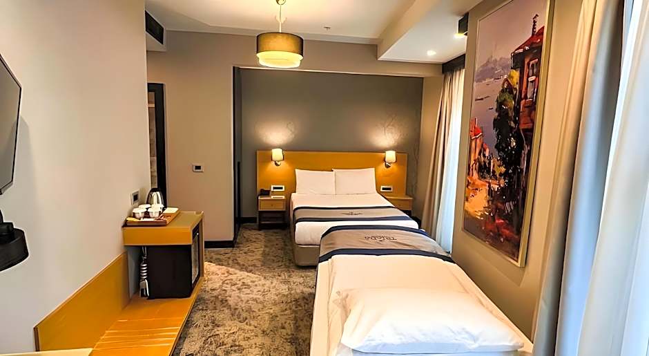 Triada Hotel Karakoy