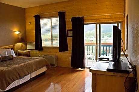 King Bed with Balcony View and Disability Access