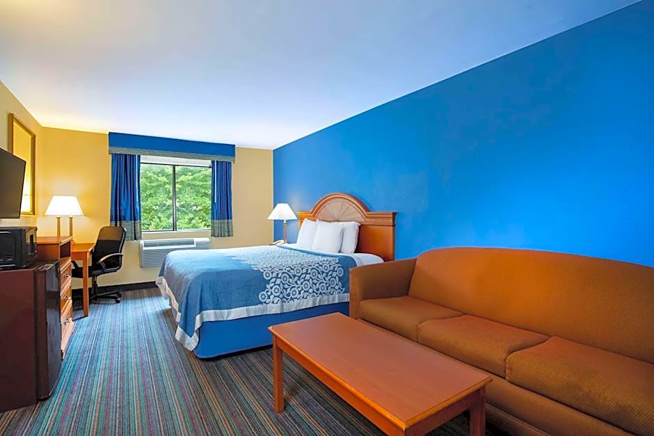 Days Inn by Wyndham Runnemede Philadelphia Area